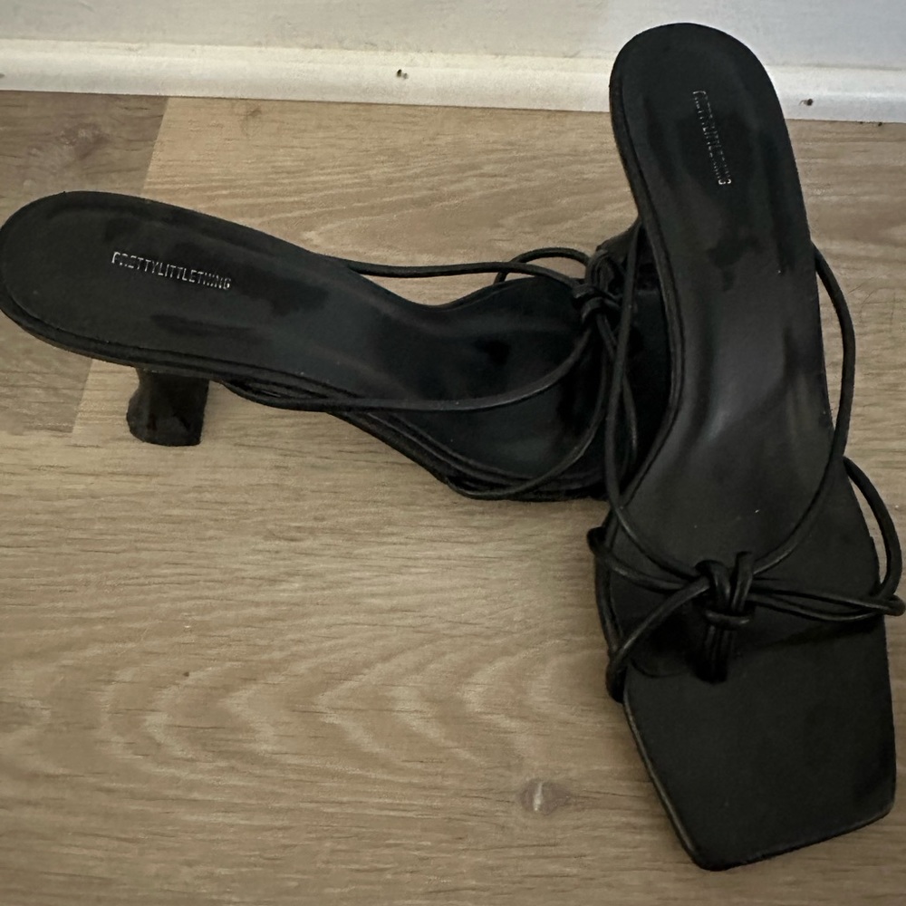 Pretty Little Thing heels